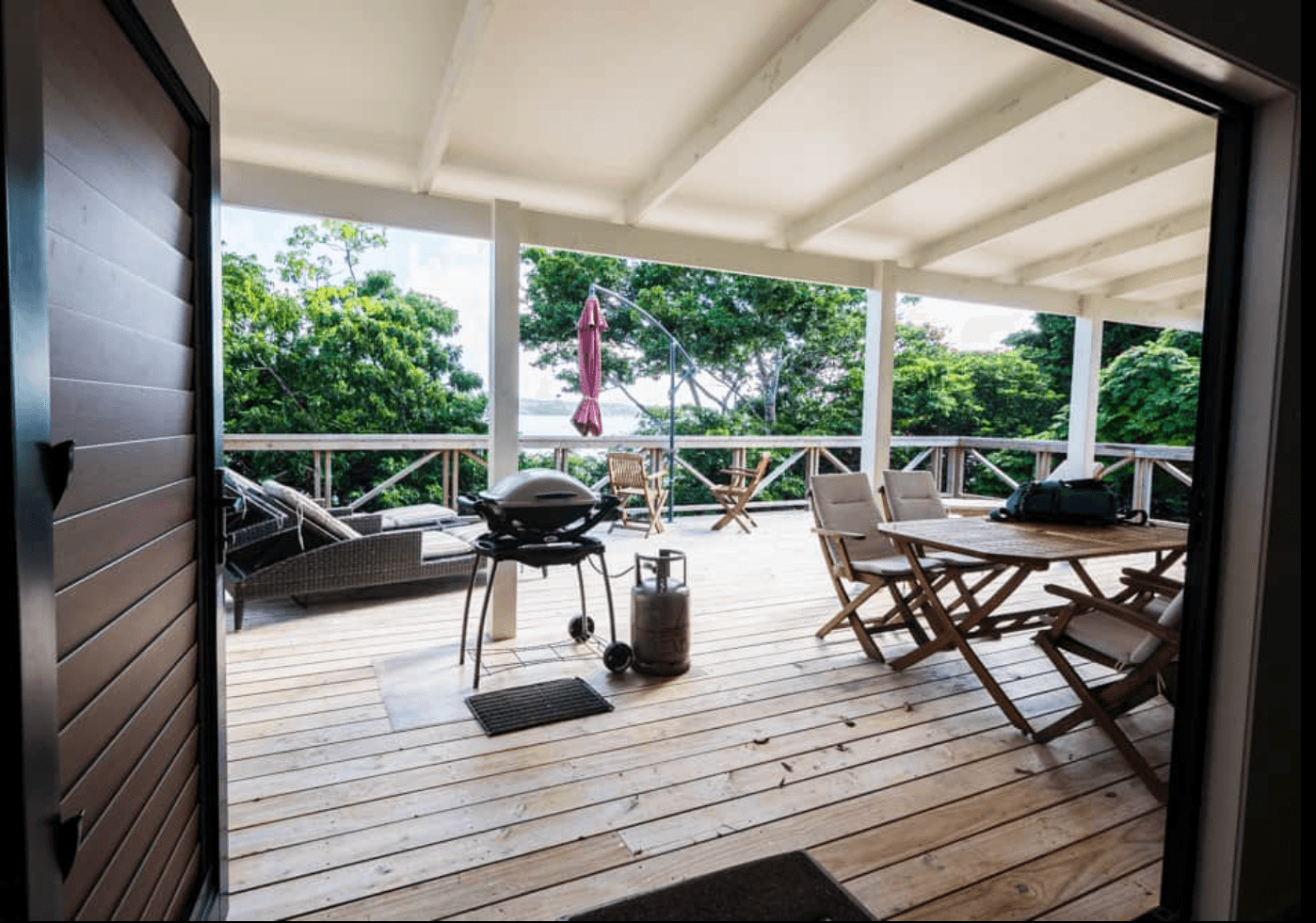 BBQ and outdoor dining